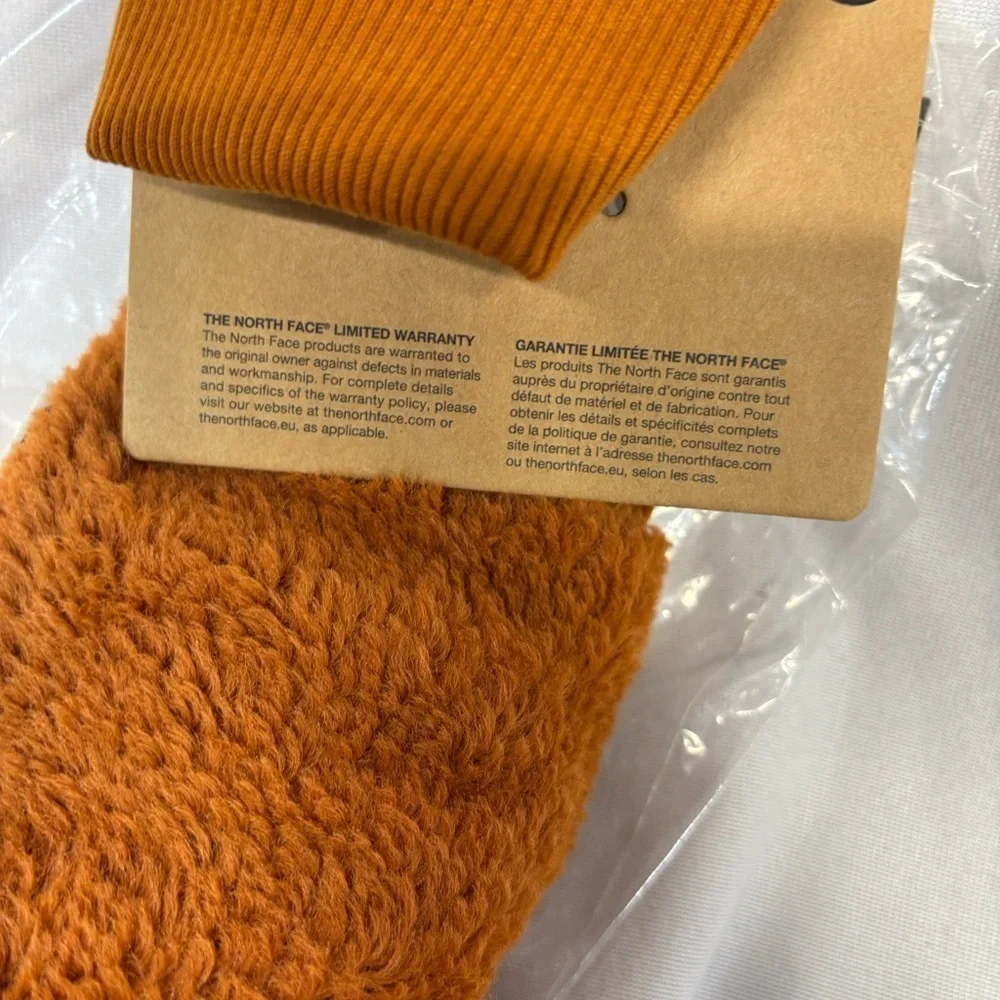 The North Face Ridge Fleece Mitts in Orange